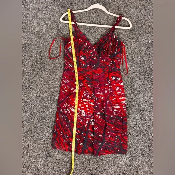 BCBGMaxAzria Red Black White Abstract Dress Size 4 Back Zipper Spaghetti Straps - Picture 9 of 15